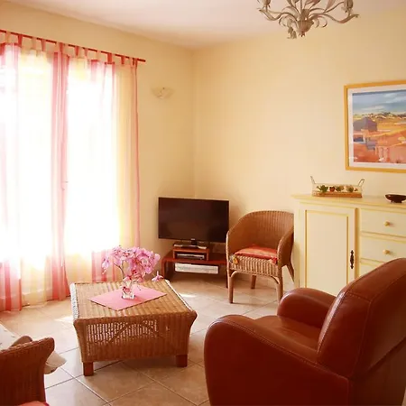 B&B Anduze Le Clos Des Cigales 3* Massillargues-Attuech